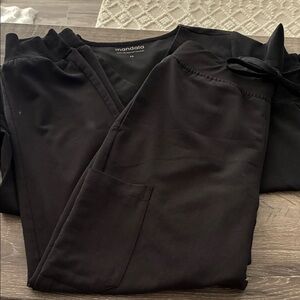 Mandala Black Scrub Set xsp joggers